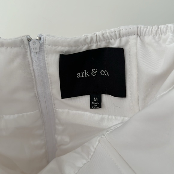 Arc & Co Dress - Picture 3 of 5